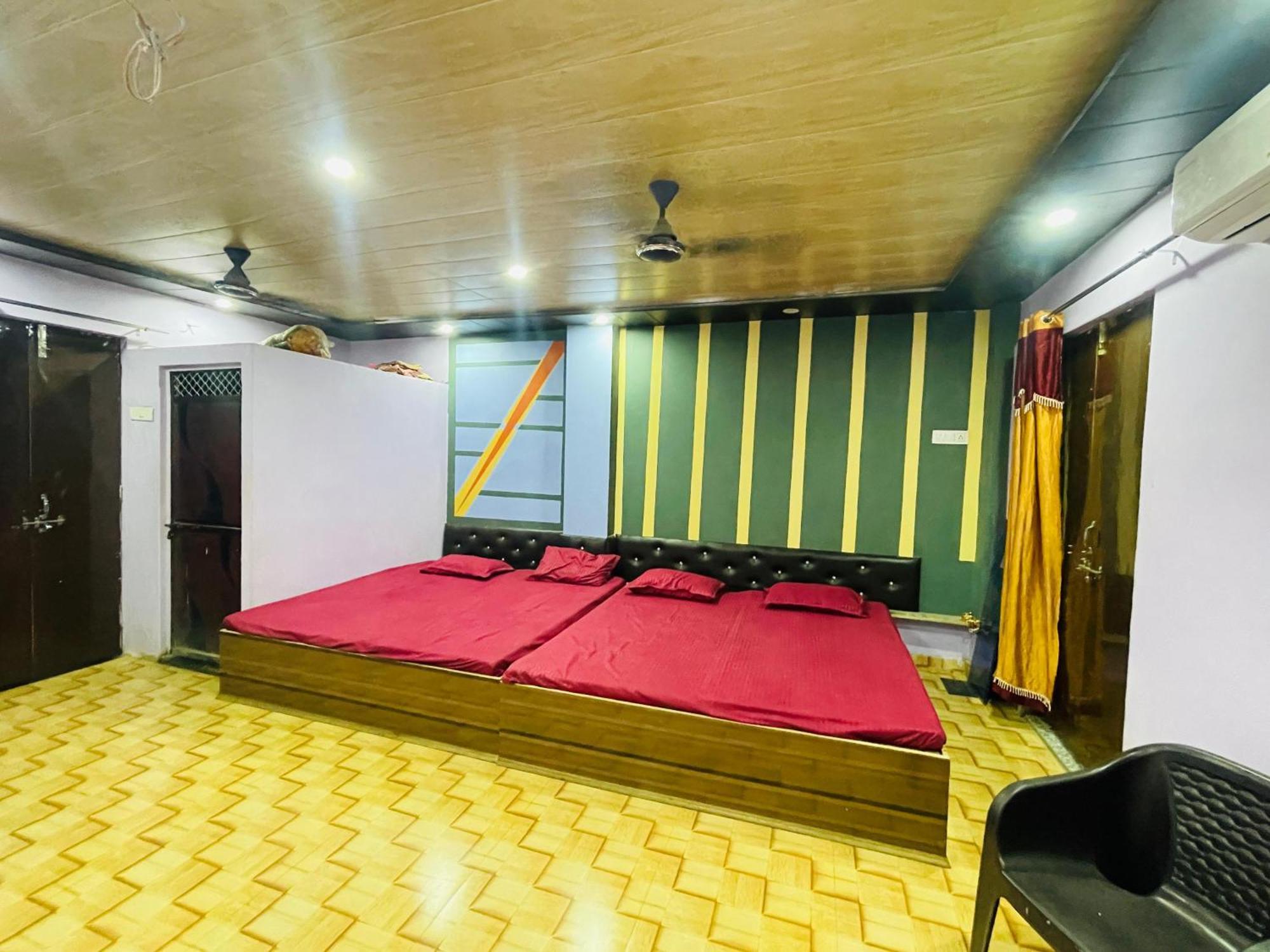 Kailash Inn Guest House Varanasi Exterior photo